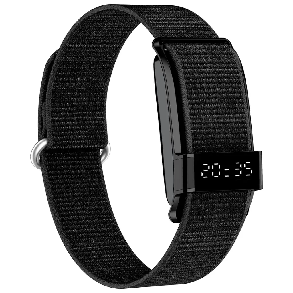 دستبند هوشمند پرودو Trackfit Pro با نمایشگر و اپلیکیشن ضد آب IP68